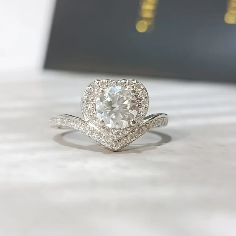 Elegant Rose Gold Jewelry For A Stylish Touch 1.0ct Autumn Moissanite Engagement Ring in 925 Sterling Elegant Rose Gold Jewelry For A Stylish Touch 1.0ct Autumn Moissanite Engagement Ring in 925 Sterling