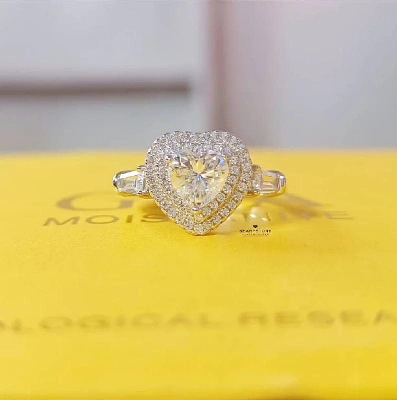 Shop Elegant Jewelry At Unbeatable Prices 1.0ct Reina Moissanite Engagement Ring in 925 Sterling Silver Shop Elegant Jewelry At Unbeatable Prices 1.0ct Reina Moissanite Engagement Ring in 925 Sterling Silver
