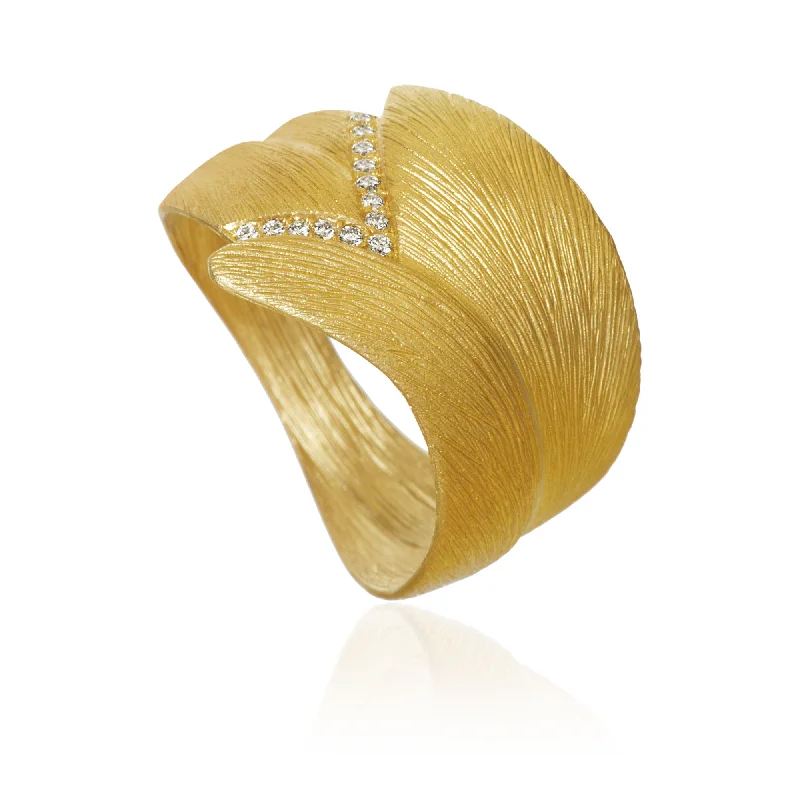 Unmissable Jewelry Sale – Shop Before It's Too Late Large Aura 18K Gold Ring w. Diamonds Unmissable Jewelry Sale – Shop Before It's Too Late Large Aura 18K Gold Ring w. Diamonds