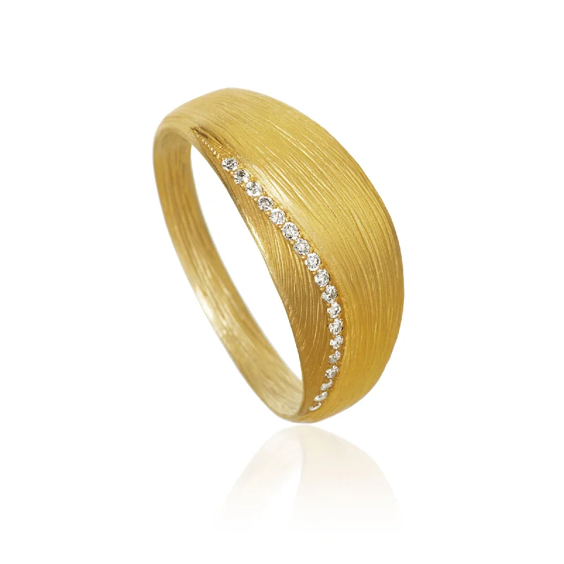 Make Every Moment Shine – Jewelry Discounts Available Small Aura 18K Gold Ring w. Diamonds Make Every Moment Shine – Jewelry Discounts Available Small Aura 18K Gold Ring w. Diamonds