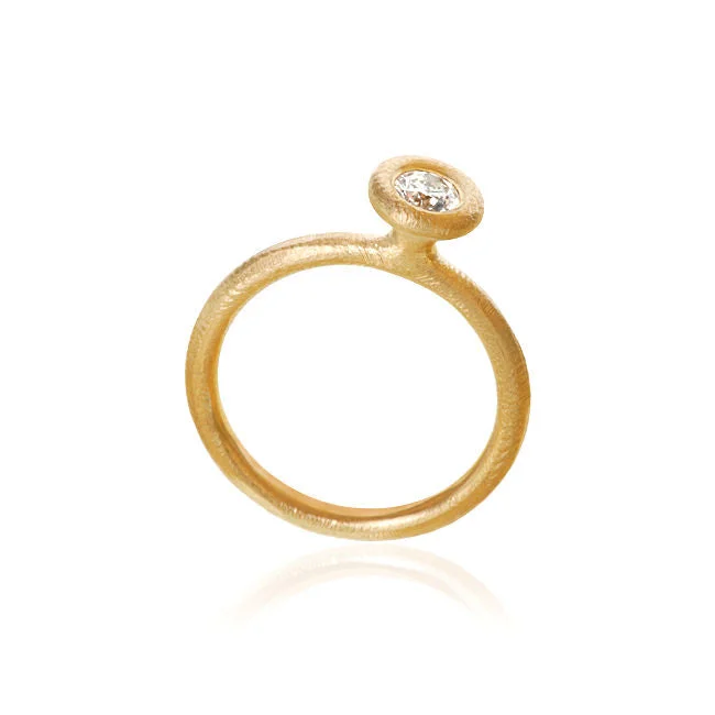 Exclusive Jewelry Sale Event – Shop Now Glory 18K Gold Ring w. Diamond
