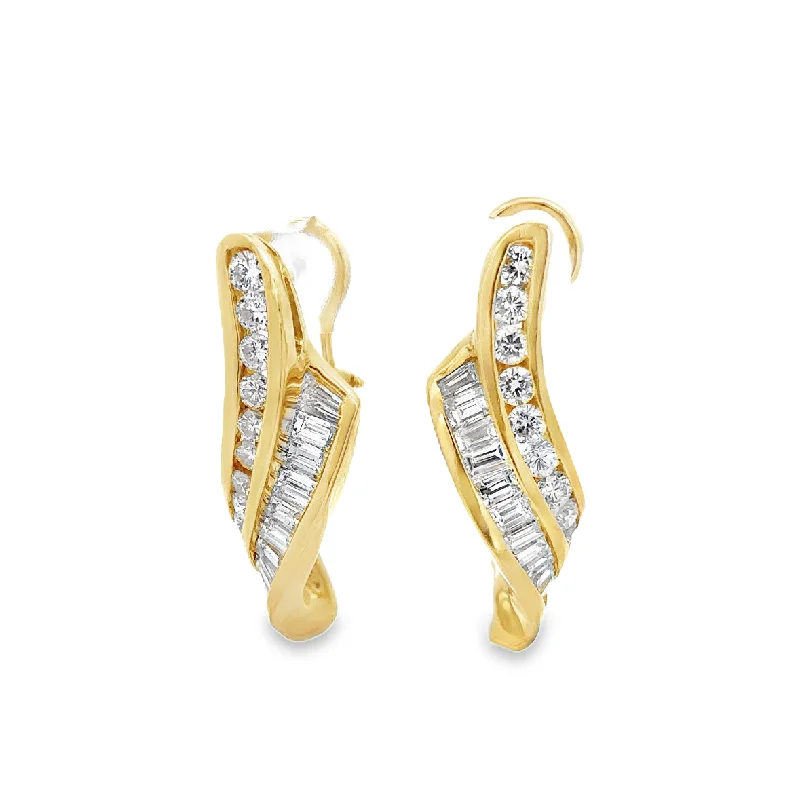 Fashion-Forward Geometric Jewelry For Contemporary Style Elongated Vintage Diamond Spray Earrings in Yellow Gold Fashion-Forward Geometric Jewelry For Contemporary Style Elongated Vintage Diamond Spray Earrings in Yellow Gold