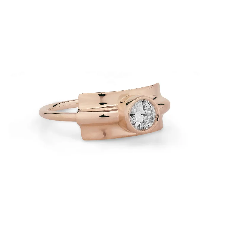 Luxury Meets Affordability – Jewelry Sale Now Live Folded 18K Rosegold Ring w. Diamonds Luxury Meets Affordability – Jewelry Sale Now Live Folded 18K Rosegold Ring w. Diamonds