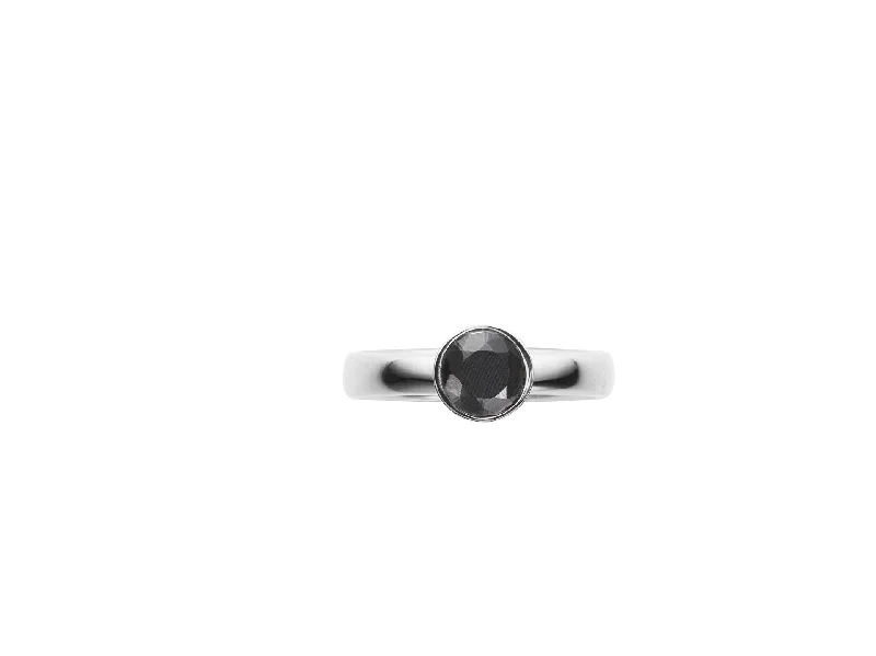 Discounted Jewelry For A Glamorous Look For a day Silver Ring w. Diamond