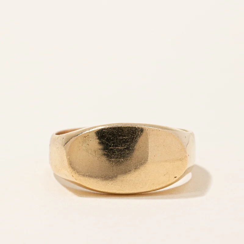 The Perfect Jewelry Piece At The Perfect Discount Oval Signet Ring | SZ 9.5 |
