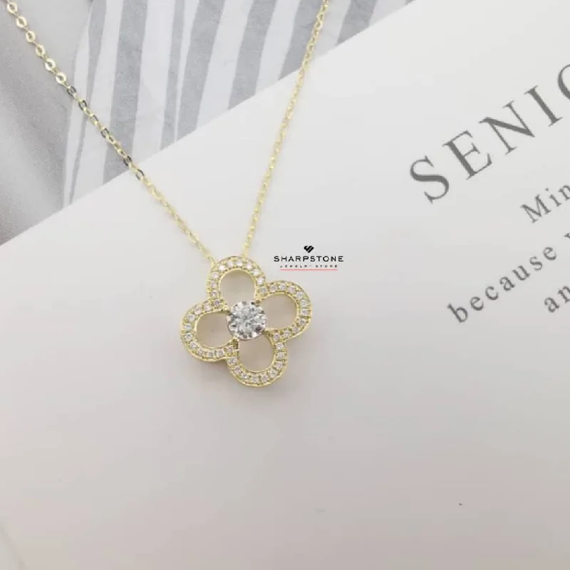 Classic And Modern Jewelry Styles On Sale 0.11ct Diamond Necklace in 18 Karat Solid Gold Classic And Modern Jewelry Styles On Sale 0.11ct Diamond Necklace in 18 Karat Solid Gold