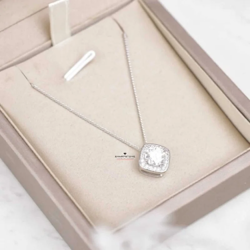 Luxury Meets Affordability – Jewelry Sale Live Now 1.0ct Kyte Moissanite Necklace in 925 Sterling Silver Luxury Meets Affordability – Jewelry Sale Live Now 1.0ct Kyte Moissanite Necklace in 925 Sterling Silver