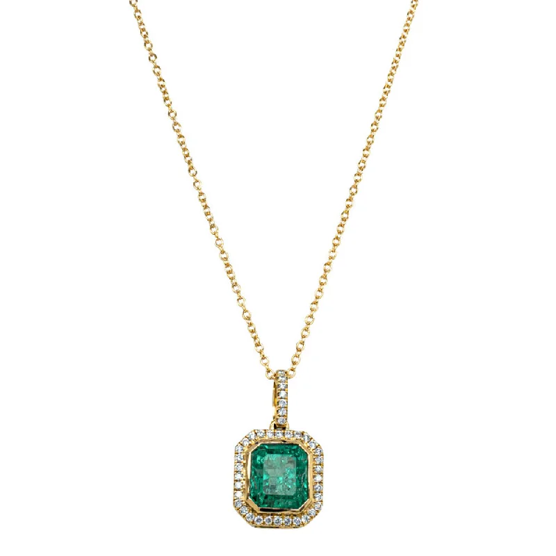 Save On Luxury Jewelry Pieces – Limited-Time Offers 18ct Yellow Gold 2.70ct Emerald & Diamond Isla Pendant