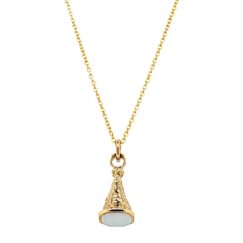 Premium Jewelry, Premium Discounts – Act Fast Deja Vu 9ct Yellow Gold Seal Pendant With Chain