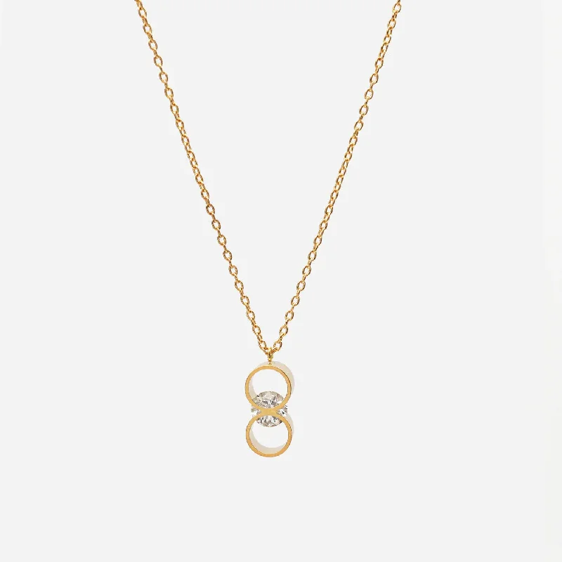 Chic And Stylish Jewelry At Exclusive Prices Con Short 18K Gold Necklace w. Diamond Chic And Stylish Jewelry At Exclusive Prices Con Short 18K Gold Necklace w. Diamond