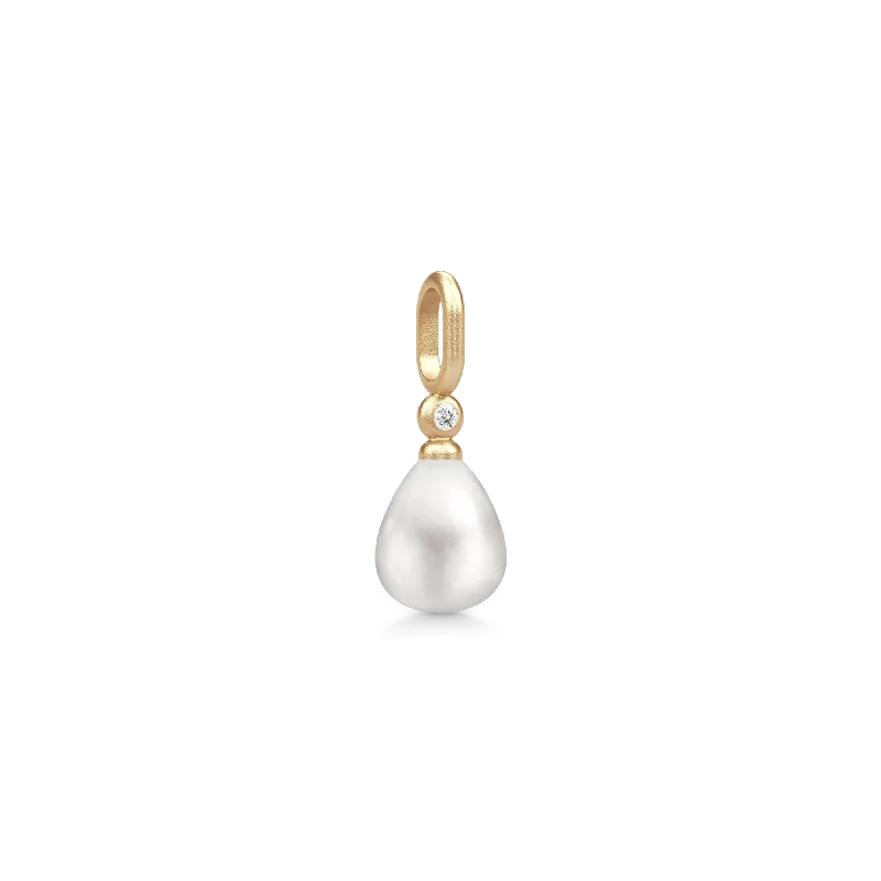 Stunning Jewelry At Even More Stunning Prices Tasha White Pearl Gold Plated Pendant