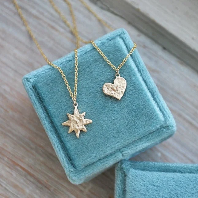Exclusive Jewelry Sale – Sparkle For Less Little Heart Necklace
