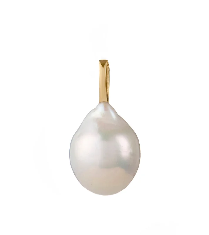 Elevate Your Jewelry Collection With Limited-Time Savings Baroque Pearl 18K Gold Charm Necklace Elevate Your Jewelry Collection With Limited-Time Savings Baroque Pearl 18K Gold Charm Necklace