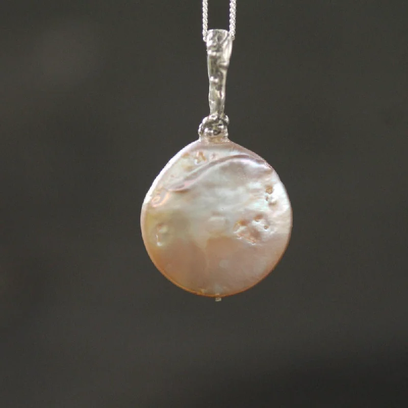 Personalized Jewelry Sale – Meaningful Gifts At Great Prices Mother Moon Pearl Pendant Personalized Jewelry Sale – Meaningful Gifts At Great Prices Mother Moon Pearl Pendant