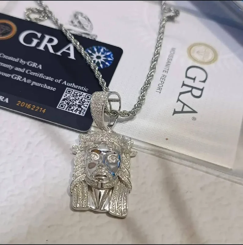 Big Discounts On Elegant Jewelry Collections Religious Head Moissanite Necklace in 925 Sterling Silver Big Discounts On Elegant Jewelry Collections Religious Head Moissanite Necklace in 925 Sterling Silver