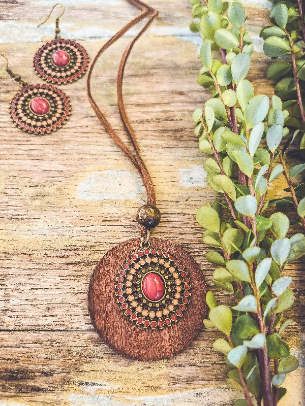 Adjustable Charm Bracelets For A Perfect Fit Beautiful Boho Red and Brown Necklace and Earring Set Adjustable Charm Bracelets For A Perfect Fit Beautiful Boho Red and Brown Necklace and Earring Set