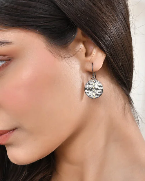 Grab Stylish Jewelry Before The Sale Ends Black Disc with Gold Dot Earrings