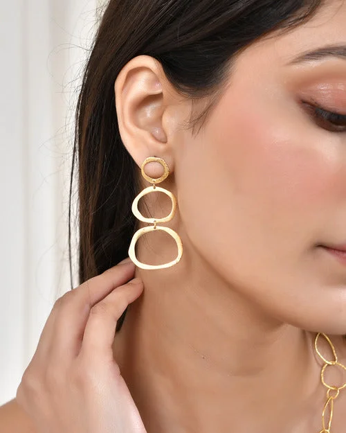 Huge Savings On Premium Jewelry Styles Golden Cascade Oval Earrings