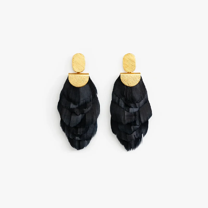 Seasonal Jewelry Sale – Upgrade Your Style Today Lyman Drop Earring