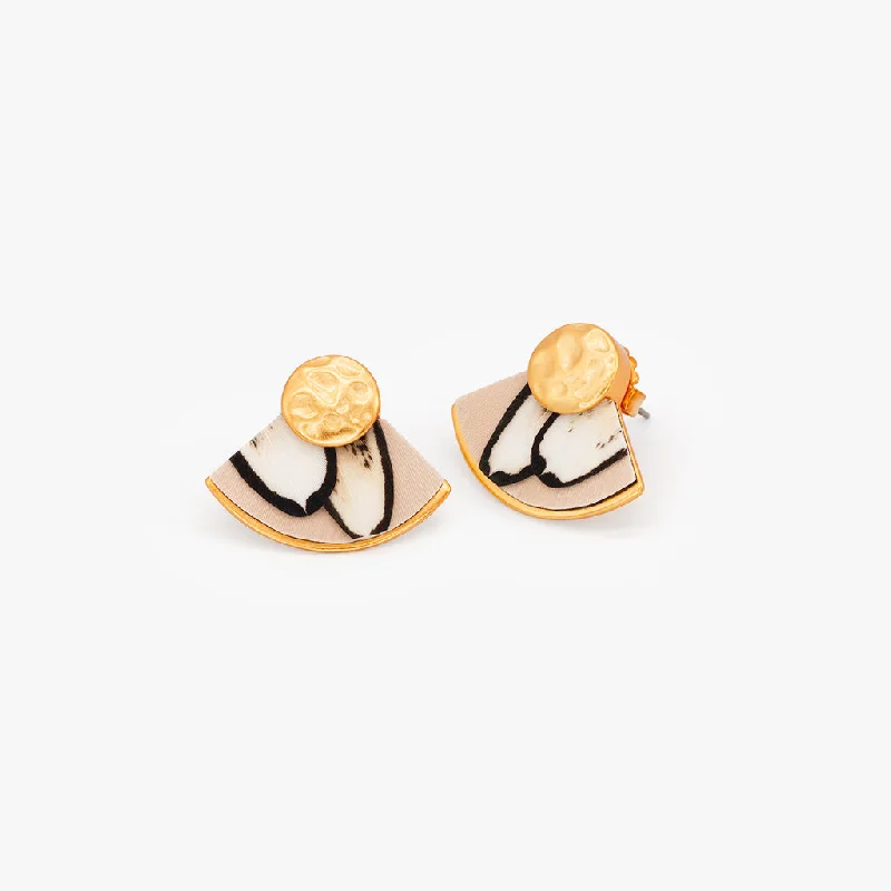 Timeless Elegance At Unbelievable Discounts Proud Land Stud Earring