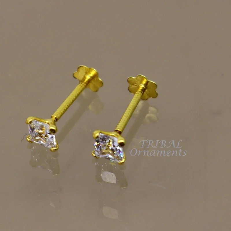 Affordable Glamour – Premium Jewelry At Special Prices 3mm 18kt yellow gold handmade single white stone back screw square shape stud earring cartilage customized unisex jewelry er144 Affordable Glamour – Premium Jewelry At Special Prices 3mm 18kt yellow gold handmade single white stone back screw square shape stud earring cartilage customized unisex jewelry er144