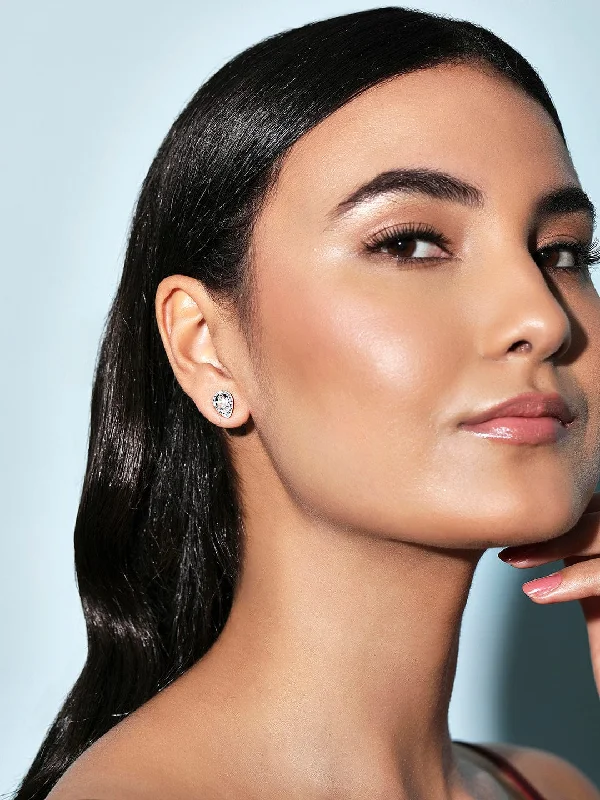 Sparkle In Style With Our Best Jewelry Deals Rubans 925 Silver The Sparkling Drops - Stud Earrings Sparkle In Style With Our Best Jewelry Deals Rubans 925 Silver The Sparkling Drops - Stud Earrings