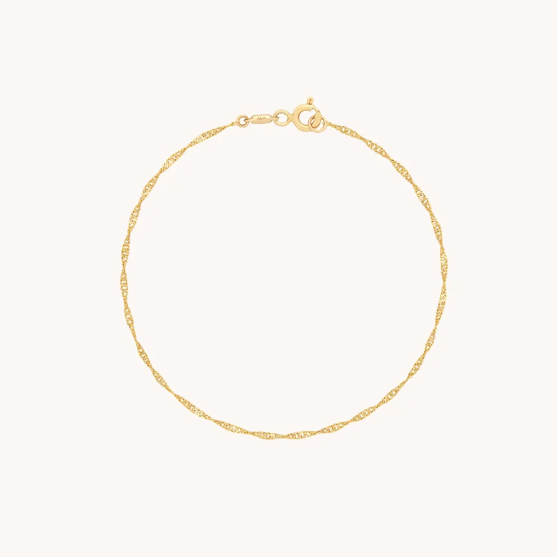 Timeless Elegance, Temporary Discounts – Act Fast Astrid Chain Bracelet in Solid Gold Timeless Elegance, Temporary Discounts – Act Fast Astrid Chain Bracelet in Solid Gold