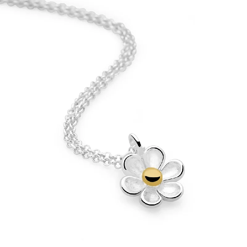 Shine Bright With Our Special Jewelry Promotions Daisy Bloom Chain