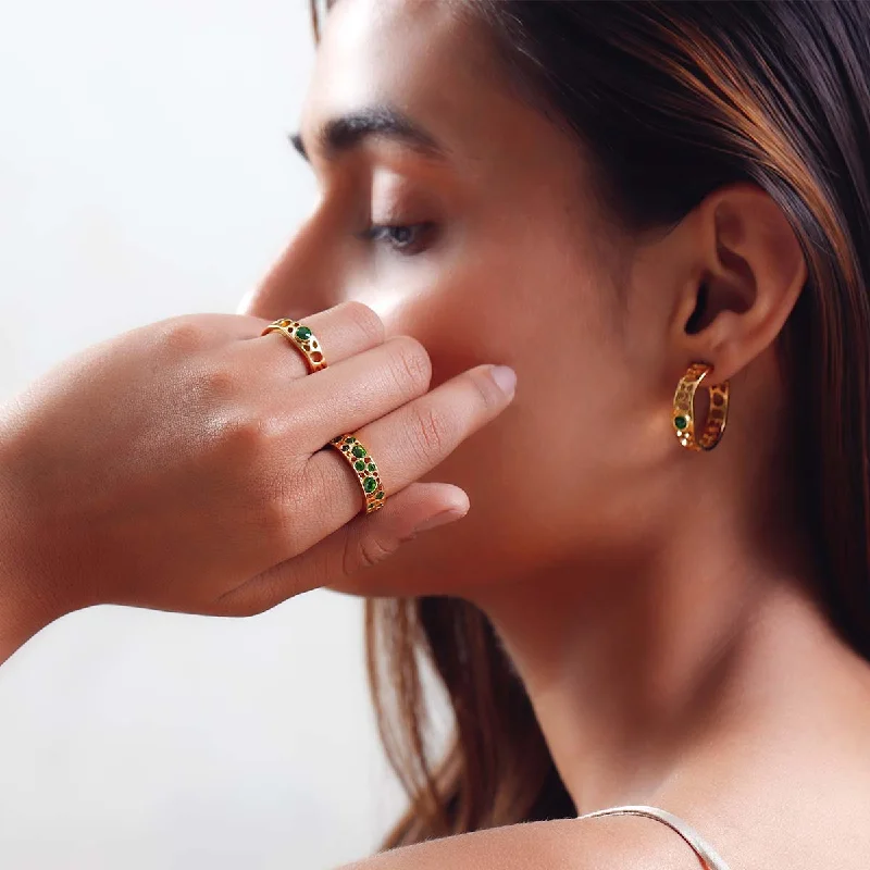 Exclusive Jewelry Bundles At Discounted Prices Diopside Lattice Band Ring + Lattice Solitaire Ring with Chrome Diopside + Lattice Solitaire Hoops with Chrome Diopside Exclusive Jewelry Bundles At Discounted Prices Diopside Lattice Band Ring + Lattice Solitaire Ring with Chrome Diopside + Lattice Solitaire Hoops with Chrome Diopside