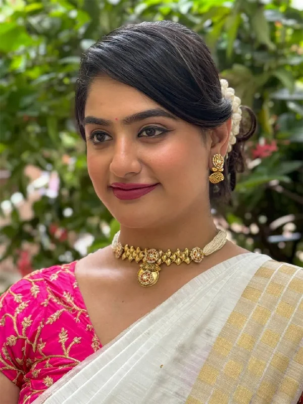 Premium Jewelry Now Available At Special Discounts Gold Plated Stone Studded And Beaded Jewellery Set Premium Jewelry Now Available At Special Discounts Gold Plated Stone Studded And Beaded Jewellery Set