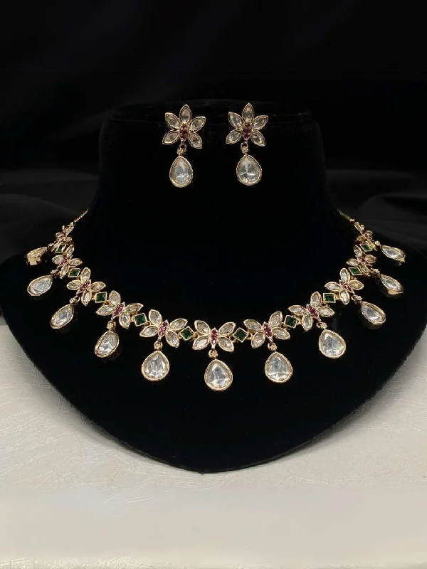 Jewelry Clearance Sale – Final Reductions Gold Plated Traditional Floral Design Kundan Studed Necklace Jewelry Clearance Sale – Final Reductions Gold Plated Traditional Floral Design Kundan Studed Necklace