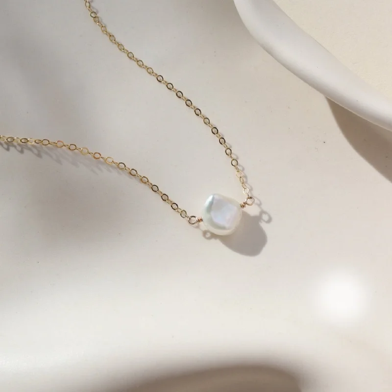 Luxury Handcrafted Jewelry For Elegant Looks Freshwater Pearl Necklace