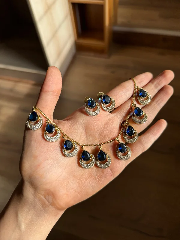 Grab Stylish Jewelry Before The Sale Ends Precious stone light weighted chain set