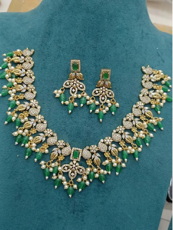 Affordable Glamour – Must-Have Jewelry At Special Rates Premium Apsara Pearl Bridal Short Neckpiece Affordable Glamour – Must-Have Jewelry At Special Rates Premium Apsara Pearl Bridal Short Neckpiece