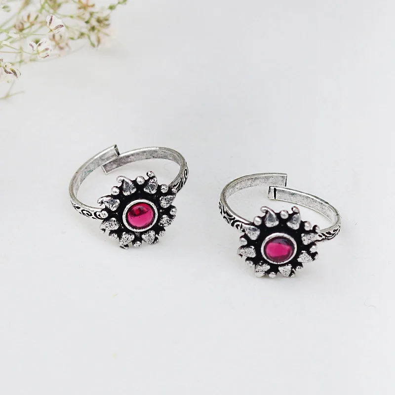 Shop Handcrafted Jewelry At Special Promotional Rates Teejh Miraya Pink  Stone Silver Oxidised Toe Rings