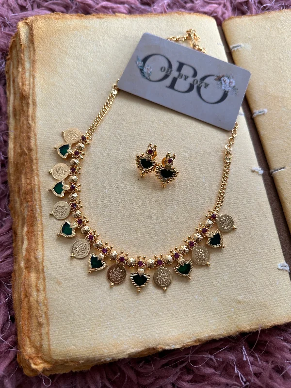 Sparkle More For Less – Jewelry Sale Happening Now Traditional Palakka x Kaashu Maala Sparkle More For Less – Jewelry Sale Happening Now Traditional Palakka x Kaashu Maala