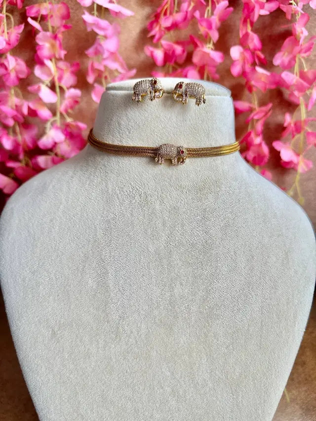 Gorgeous Jewelry, Limited-Time Savings Tusker Charm Choker set